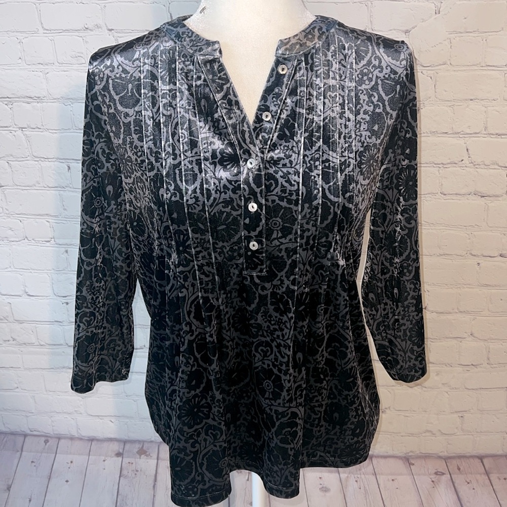 Petite Small Velour half button down. 3/4 sleeve Fabric has pretty dressy sheen